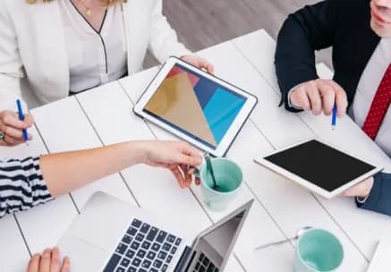 The efficiency of administrative communication in 2021